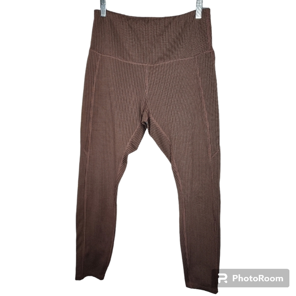 Modern Balance *Brown/Black Micro Houndstooth Jacquard Ankle Leggings/pants.